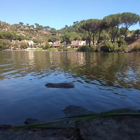 Nyaraló Rosa Amparo *